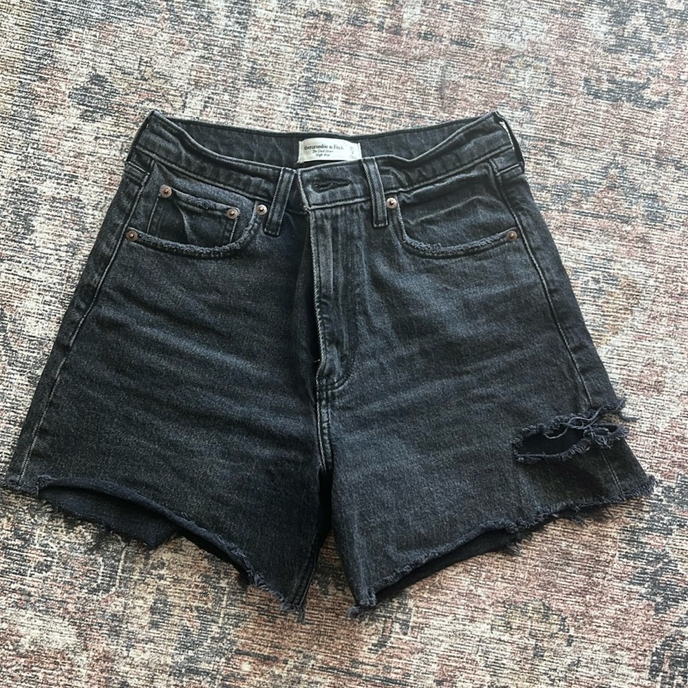 A&F shorts!